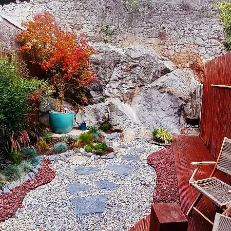 Window To The Morrish Castle سينترا